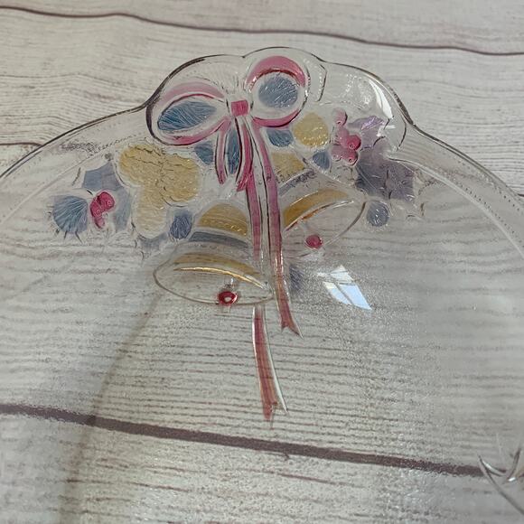Vintage Mikasa Glass Christmas Basket Bowl with Bells and Plastic Bow Handle - Picture 11 of 16